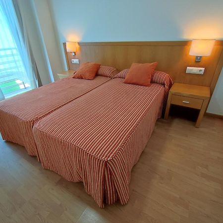 Apartamentos Marsil Montalvo Luaran gambar