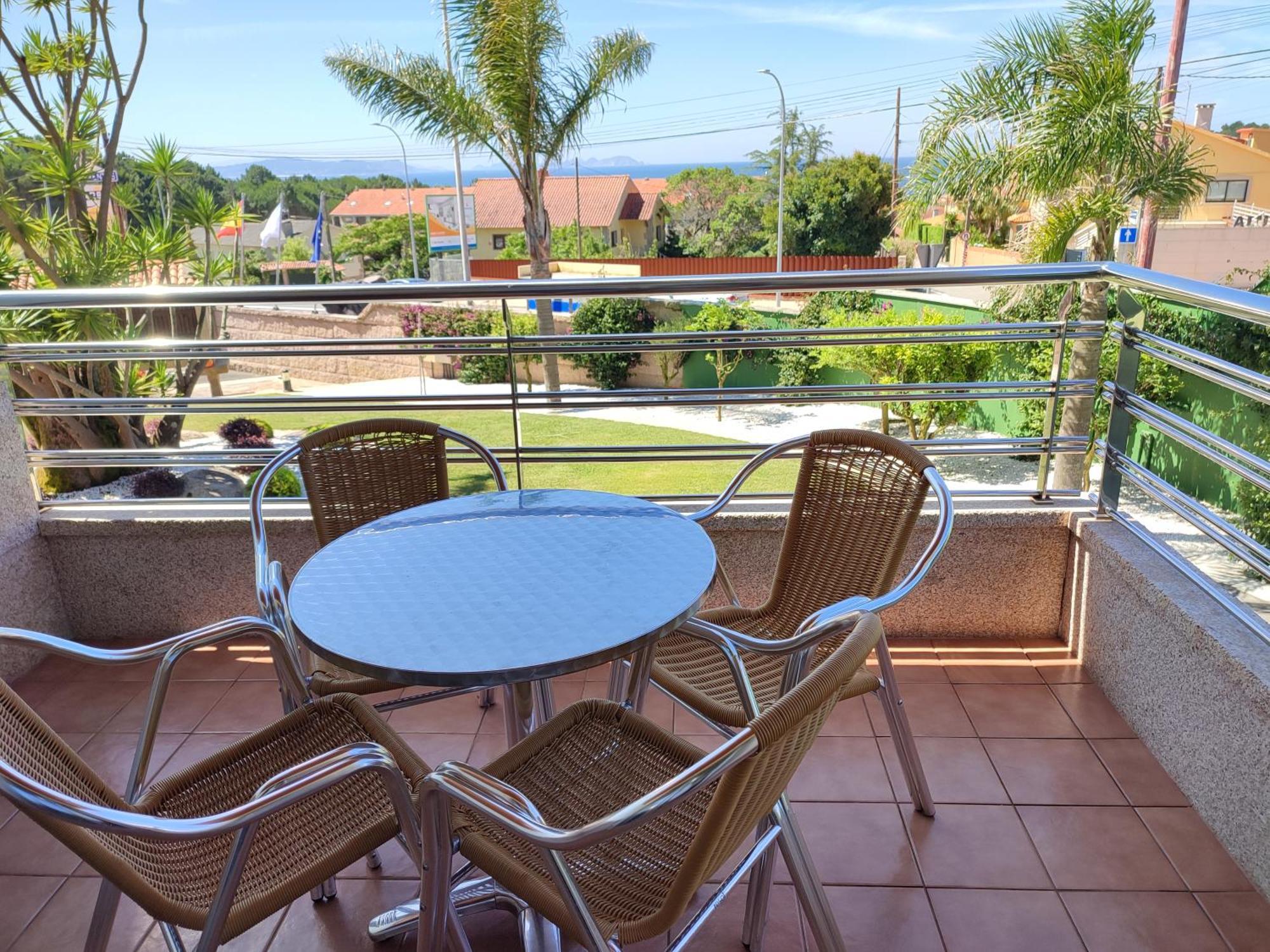 Apartamentos Marsil Montalvo Luaran gambar